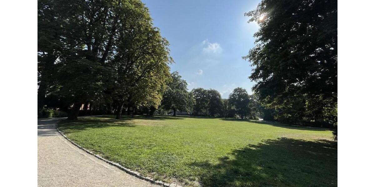 Dachgeschoßwohnung Chemnitz Kapellenberg - 2 Zimmer, 72 m&sup2;, 410&euro; | Angebot:26682184