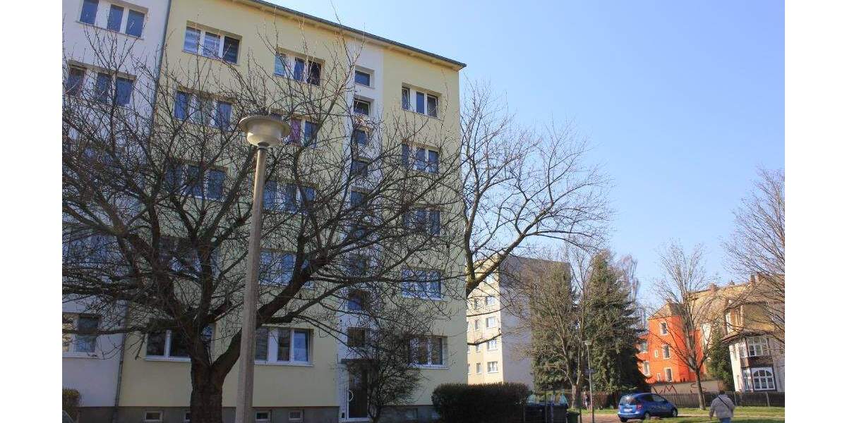 Etagenwohnung Altenburg - 3 Zimmer, 59 m&sup2;, 380&euro; | Angebot:25915504