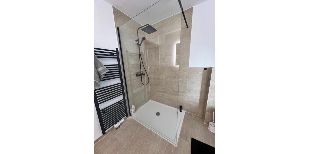 Erdgeschoßwohnung Albstadt - 1 Zimmer, 140 m&sup2;, 470&euro; | Angebot:26495041