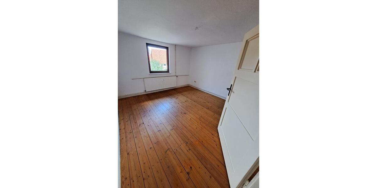 4-Zimmer Wohnung, Küche, Bad in Hardegsen Hevensen 128 m3 4 zimmer