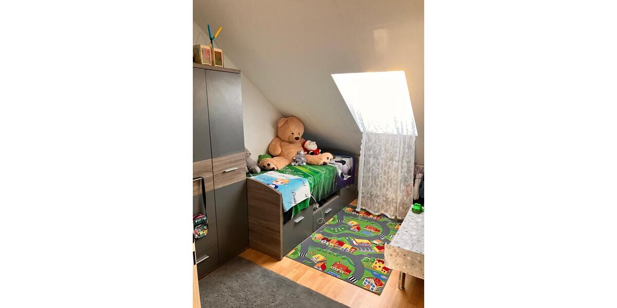 Dachgeschoßwohnung Kassel Fasanenhof - 4 Zimmer, 84 m&sup2;, 760&euro; | Angebot:24661501