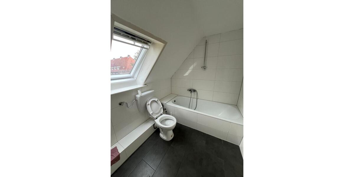 Dachgeschoßwohnung Rendsburg - 4 Zimmer, 76 m&sup2;, 898&euro; | Angebot:25368896