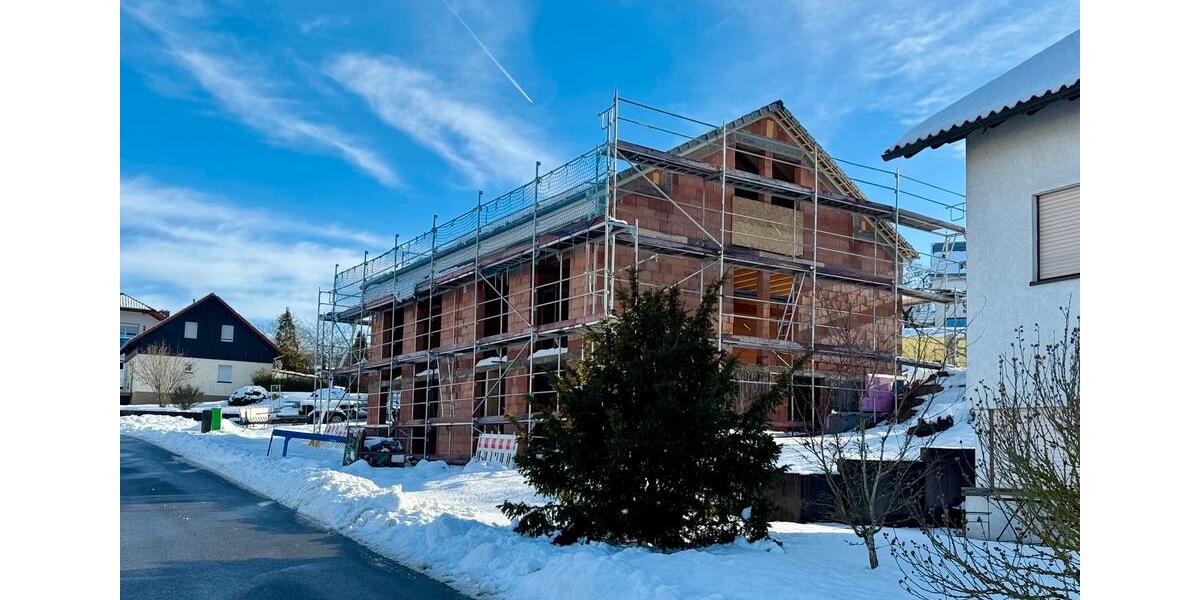 Doppelhaushälfte Rosenberg - 7 Zimmer, 183 m&sup2;, 1.750&euro; | Angebot:24562245