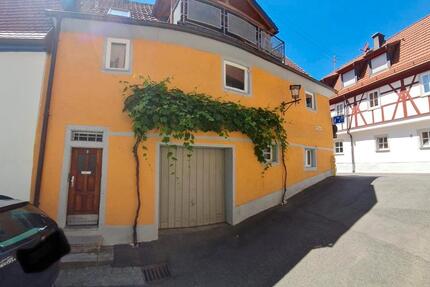 Wohnung Würzburg Dürrbachau - 3 Zimmer, 110 m&sup2;, 1.400&euro; | Angebot:25026431