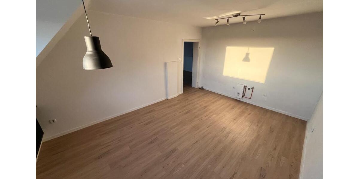 Etagenwohnung Ochtendung - 4 Zimmer, 112 m&sup2;, 900&euro; | Angebot:24806073