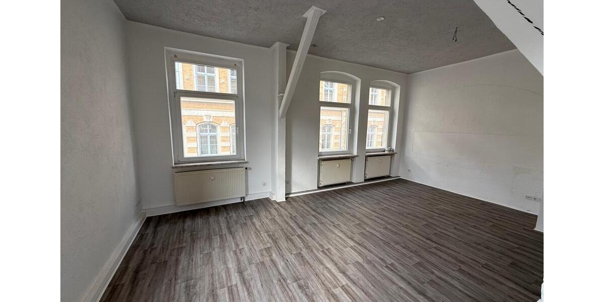 Etagenwohnung Greiz - 4 Zimmer, 115 m&sup2;, 650&euro; | Angebot:25887625