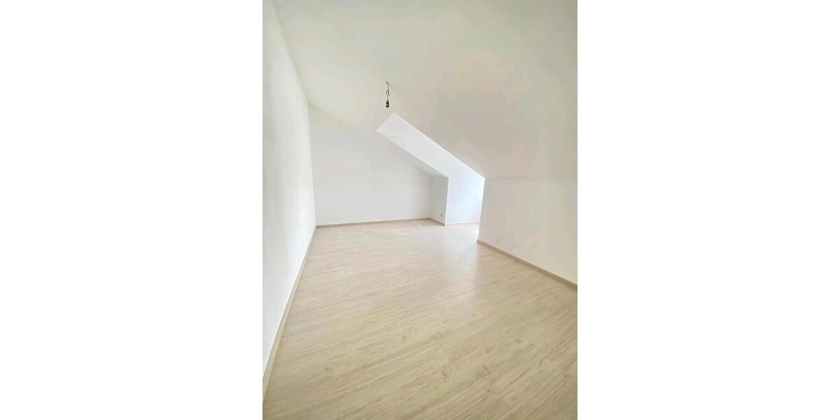 Maisonettenwohnung Erding - 4 Zimmer, 93 m&sup2;, 1.380&euro; | Angebot:26380423