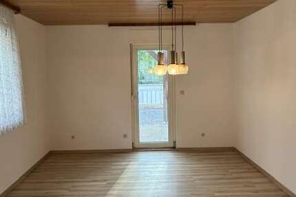 Haus Rutesheim - 4 Zimmer, 85 m&sup2;, 850&euro; | Angebot:27296037