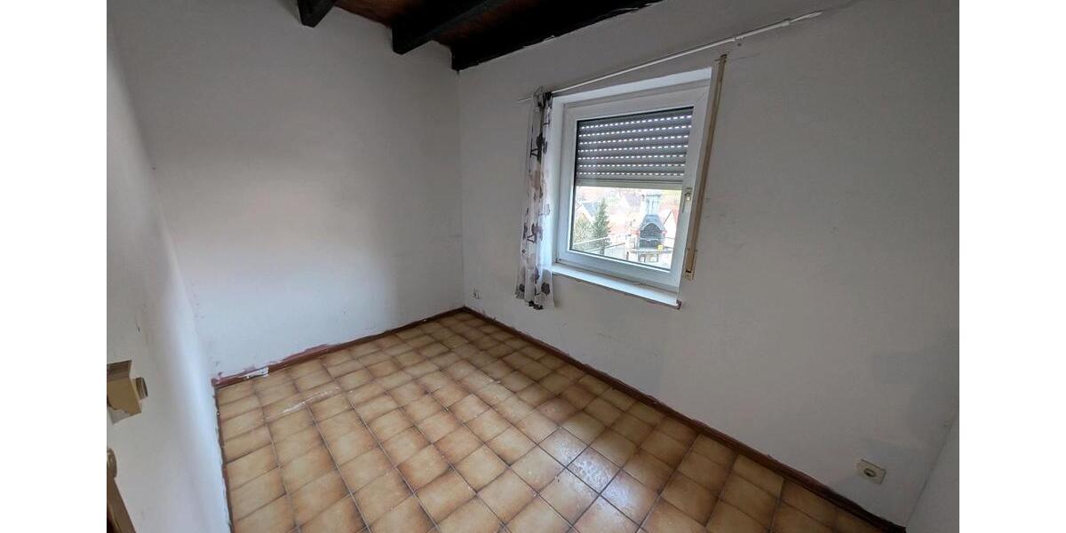 Dachgeschoßwohnung Lautertal (Odenwald) - 5 Zimmer, 135 m&sup2;, 1.100&euro; | Angebot:26030531