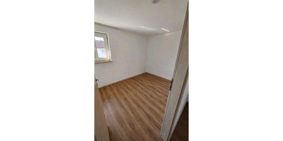 Etagenwohnung Kaufbeuren - 5 Zimmer, 106 m&sup2;, 1.300&euro; | Angebot:25843467