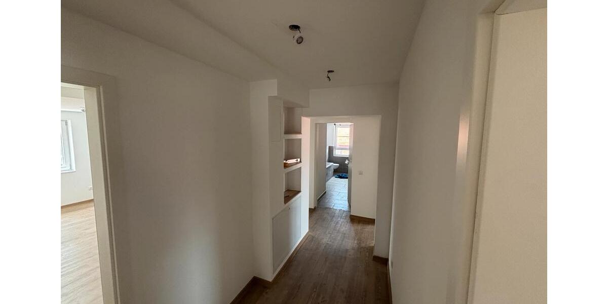Dachgeschoßwohnung Burghaun - 5 Zimmer, 130 m&sup2;, 1.150&euro; | Angebot:25416520