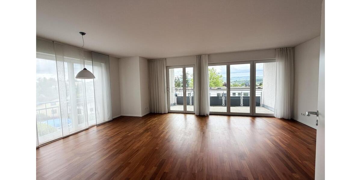 Etagenwohnung Göppingen - 3 Zimmer, 88 m&sup2;, 990&euro; | Angebot:26591795