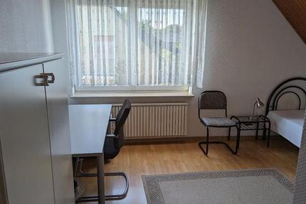 Möbl. Zimmer mit eigenem Bad in Wolfsburg-Mörse zu vermieten