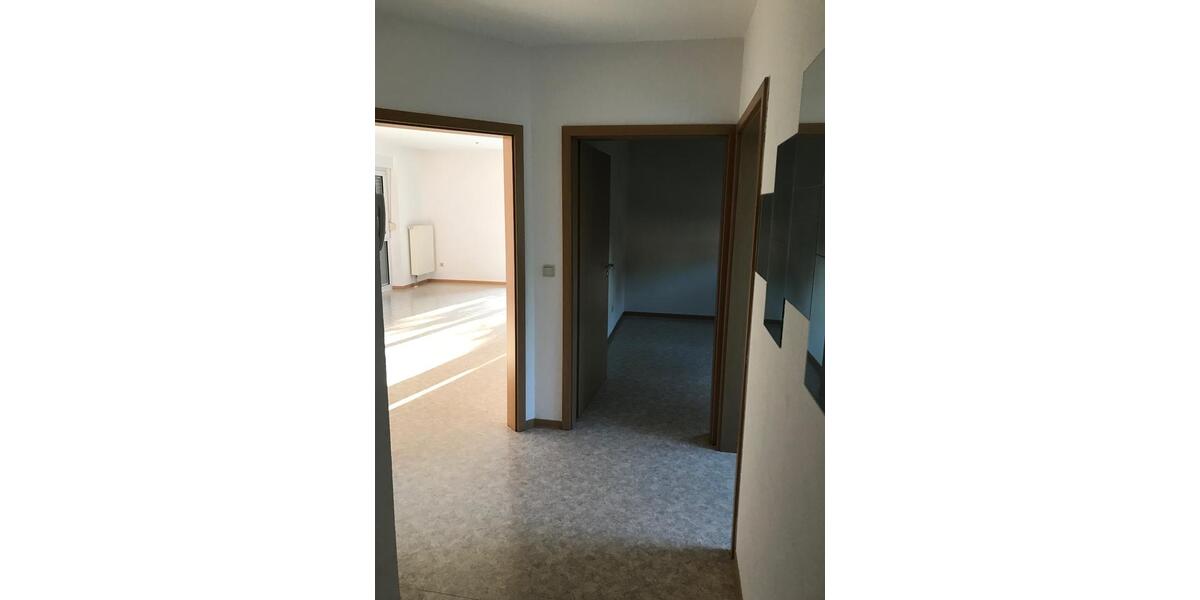 Etagenwohnung Schmelz - 3 Zimmer, 78 m&sup2;, 750&euro; | Angebot:24794589