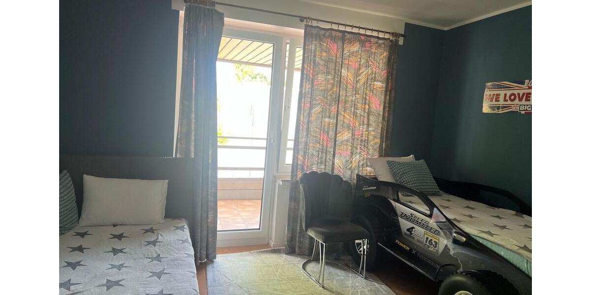 Etagenwohnung Düsseldorf Stadtbezirk 9 - 3 Zimmer, 106 m&sup2;, 1.830&euro; | Angebot:26399069