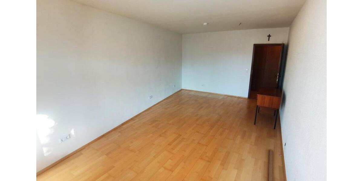 Etagenwohnung Johannesberg - 2.5 Zimmer, 84 m&sup2;, 690&euro; | Angebot:26413687