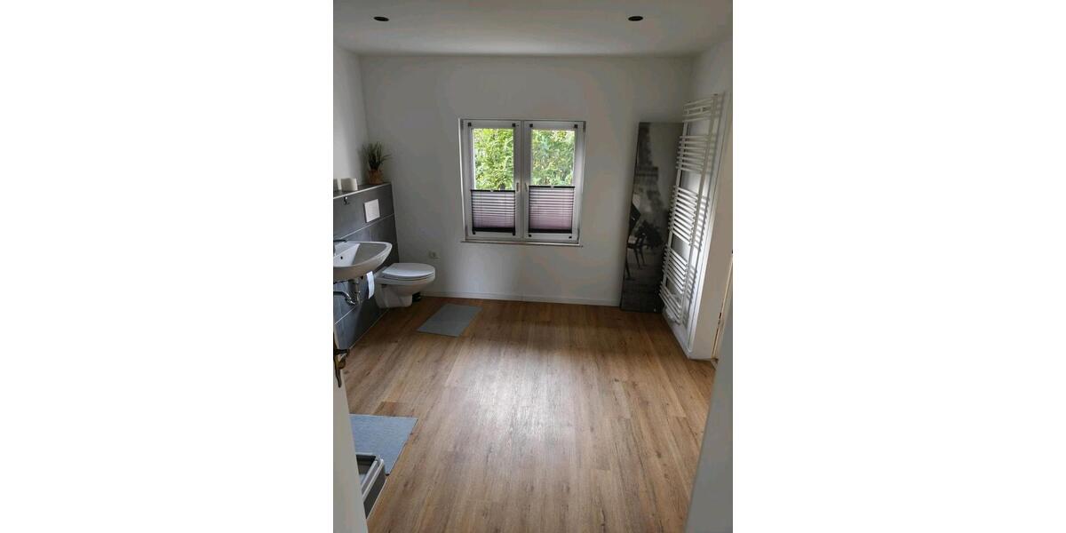 Etagenwohnung Kirchen (Sieg) - 1 Zimmer, 65 m&sup2;, 650&euro; | Angebot:25857564