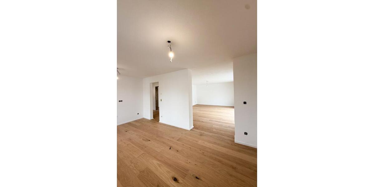 Terrassenwohnung Ismaning - 3.5 Zimmer, 100 m&sup2;, 2.200&euro; | Angebot:25951805