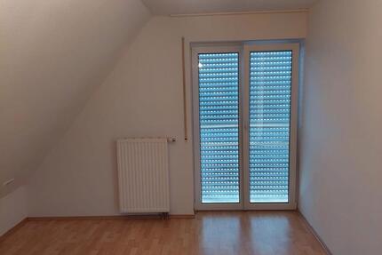 2er-WG in 3-Zimmer-Wohnung Nähe Uni & Science Park ab sofort