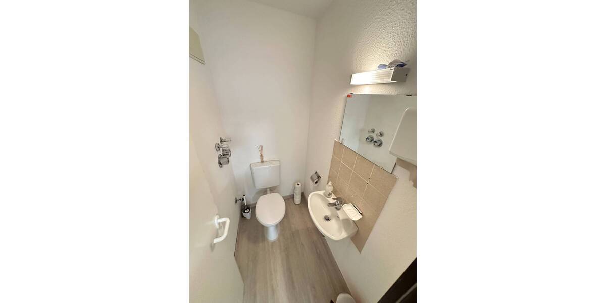 Gewerbeobjekt Isny im Allgäu Isny - 6 Zimmer, 130 m&sup2;, 1.000&euro; | Angebot:25698283