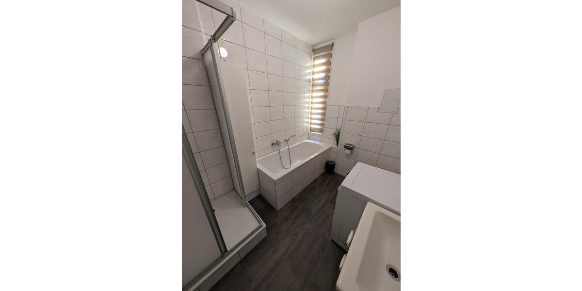 Etagenwohnung Eisenberg - 3 Zimmer, 80 m&sup2;, 560&euro; | Angebot:24639615