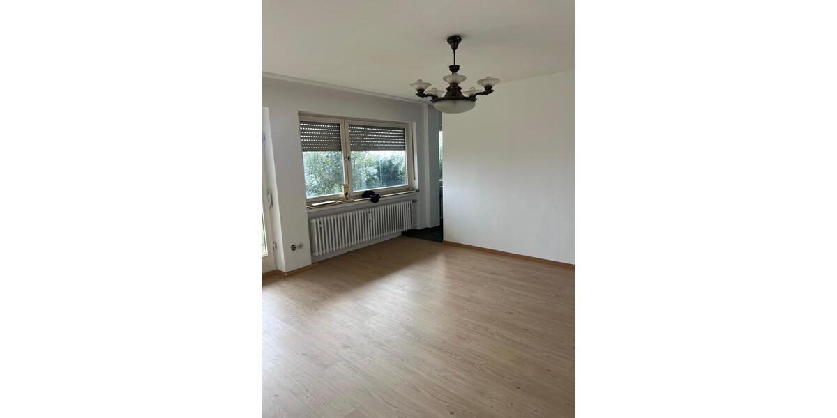 Erdgeschoßwohnung Bad Hersfeld - 2.5 Zimmer, 65 m&sup2;, 600&euro; | Angebot:26049647
