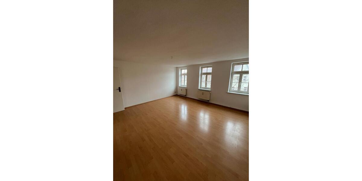 Etagenwohnung Bad Langensalza - 4 Zimmer, 100 m&sup2;, 650&euro; | Angebot:26367199