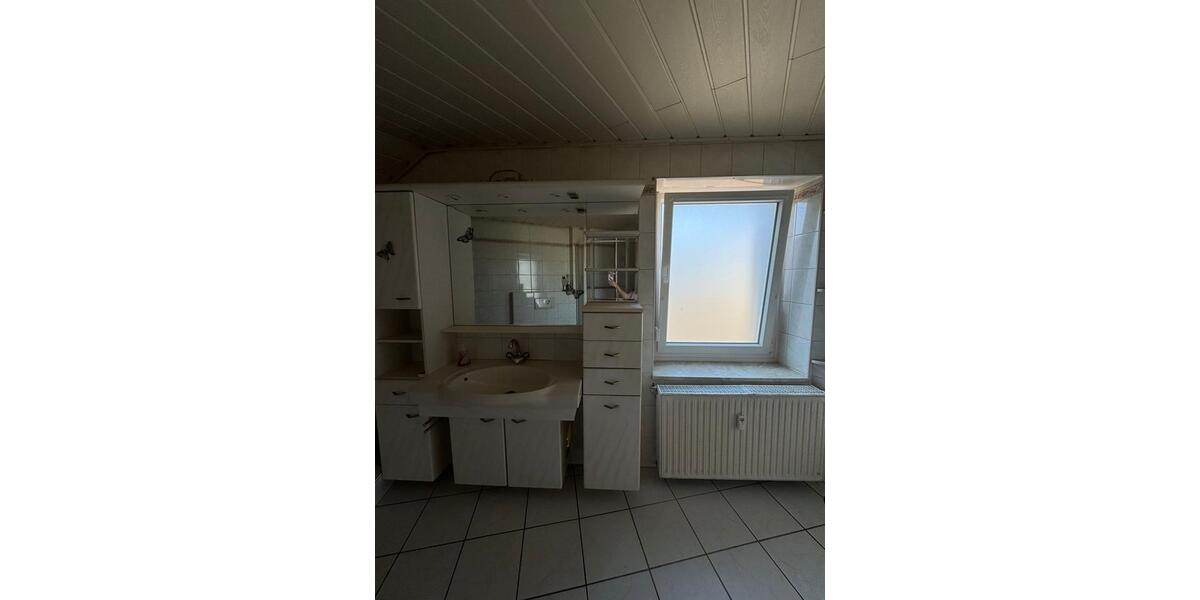Etagenwohnung Blieskastel - 4 Zimmer, 140 m&sup2;, 780&euro; | Angebot:19721002