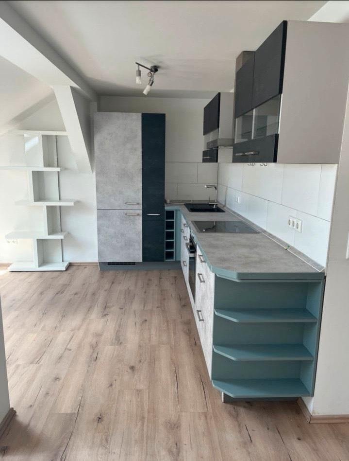 3-Raum-Wohnung im DG zimmer