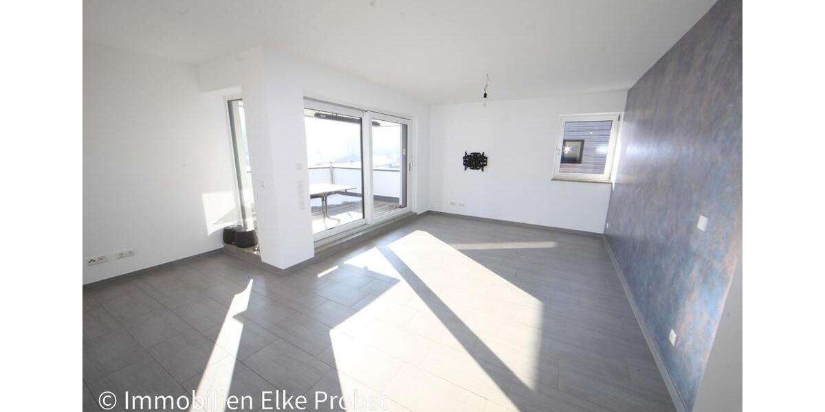 Einfamilienhaus Oberviechtach - 2 Zimmer, 78 m&sup2;, 790&euro; | Angebot:24639137