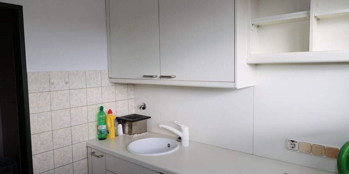 Gewerbeobjekt Duisburg Wanheim-Angerhausen - 6 Zimmer, 203 m&sup2;, 1.712&euro; | Angebot:23940897