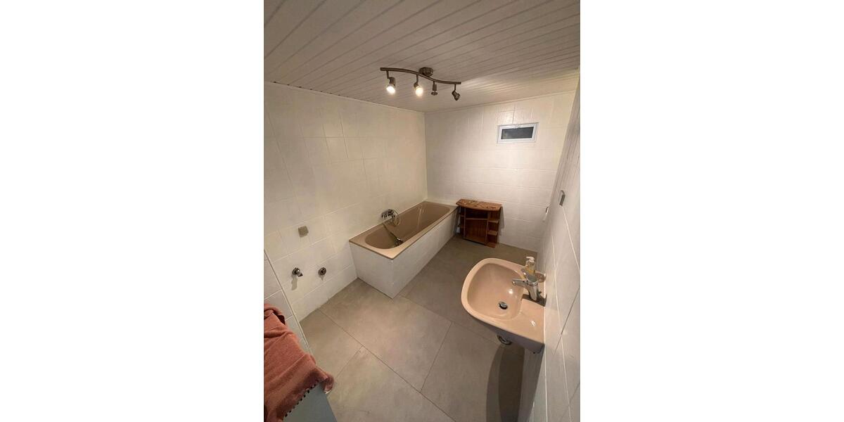 Etagenwohnung Wettenberg - 3 Zimmer, 92 m&sup2;, 850&euro; | Angebot:26267018