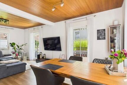 Traumhafte Erdgeschosswohnung mit 82 qm, 3 Zimmer & Balkon 3 zimmer