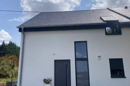 Modernes Reihenendhaus in Niedergeckler 6 zimmer