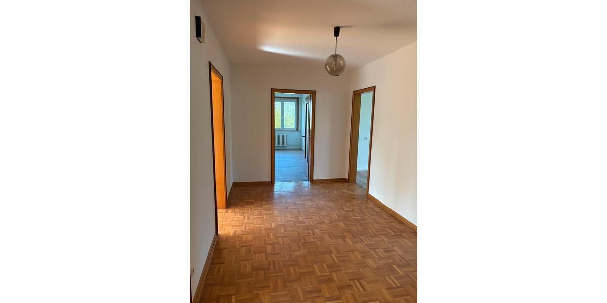 Dachgeschoßwohnung Helpsen - 3.5 Zimmer, 75 m&sup2;, 600&euro; | Angebot:26597751
