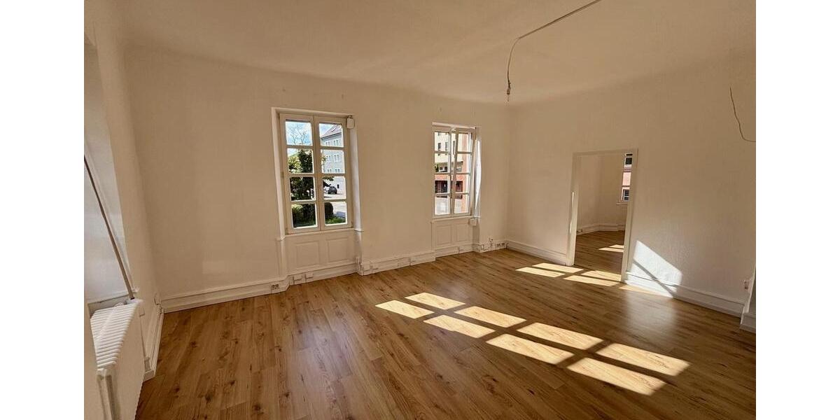 Etagenwohnung Annweiler am Trifels - 6 Zimmer, 154 m&sup2;, 1.220&euro; | Angebot:24873551