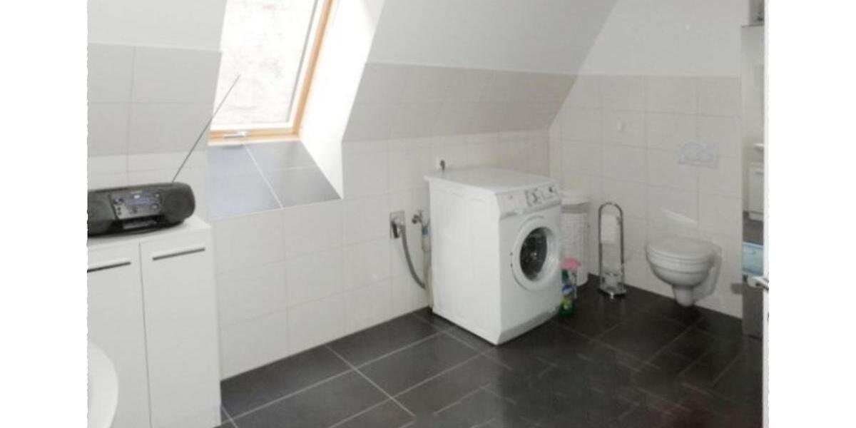 Dachgeschoßwohnung Güstrow - 2 Zimmer, 80 m&sup2;, 640&euro; | Angebot:26491736