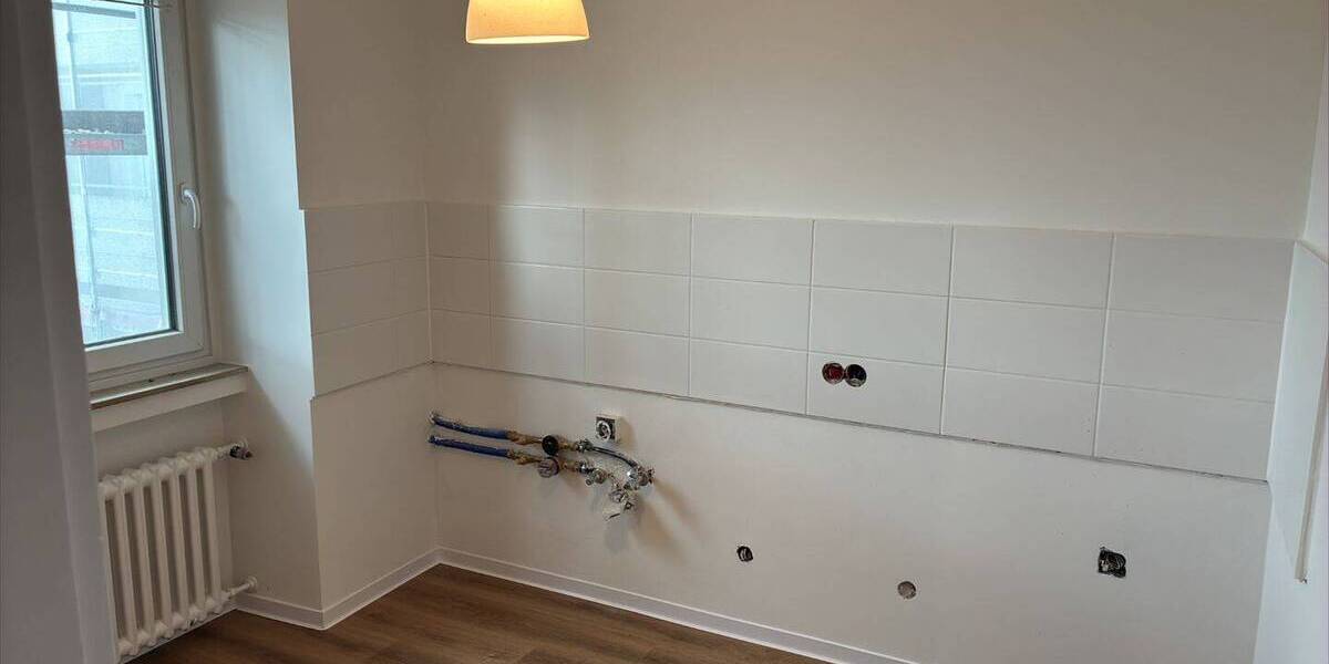 Etagenwohnung Wiesbaden Klarenthal - 3 Zimmer, 106 m&sup2;, 1.195&euro; | Angebot:26695557