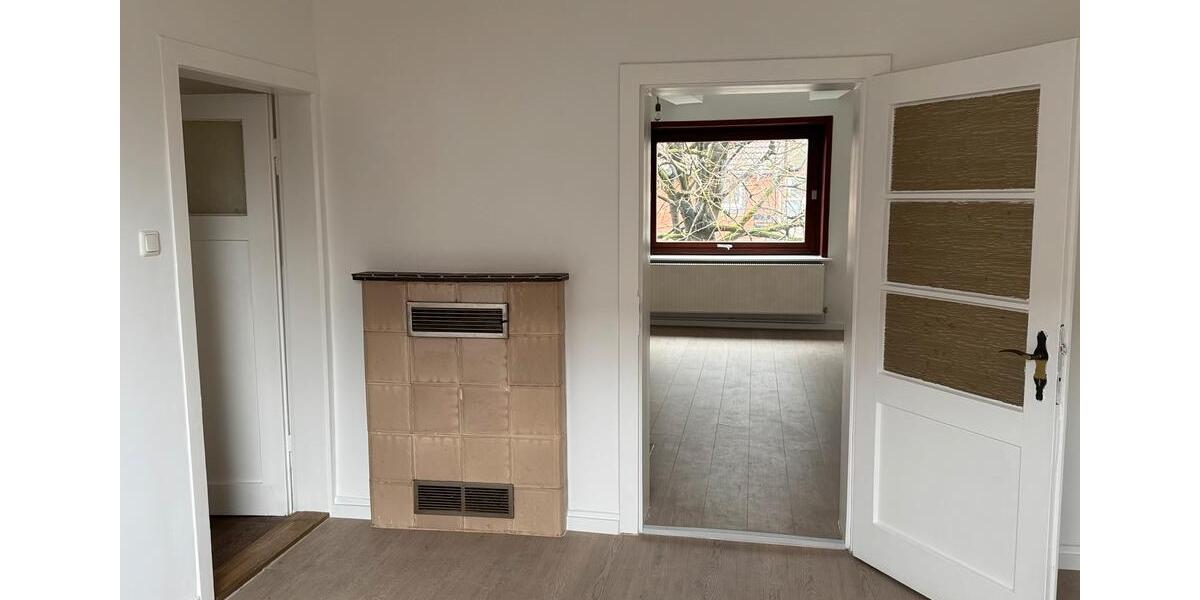 Etagenwohnung Delligsen - 4 Zimmer, 100 m&sup2;, 720&euro; | Angebot:26443669