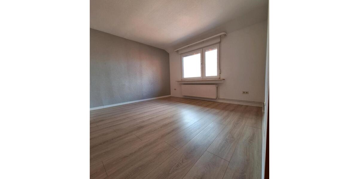 Etagenwohnung Uchte - 1 Zimmer, 60 m&sup2;, 680&euro; | Angebot:25948863