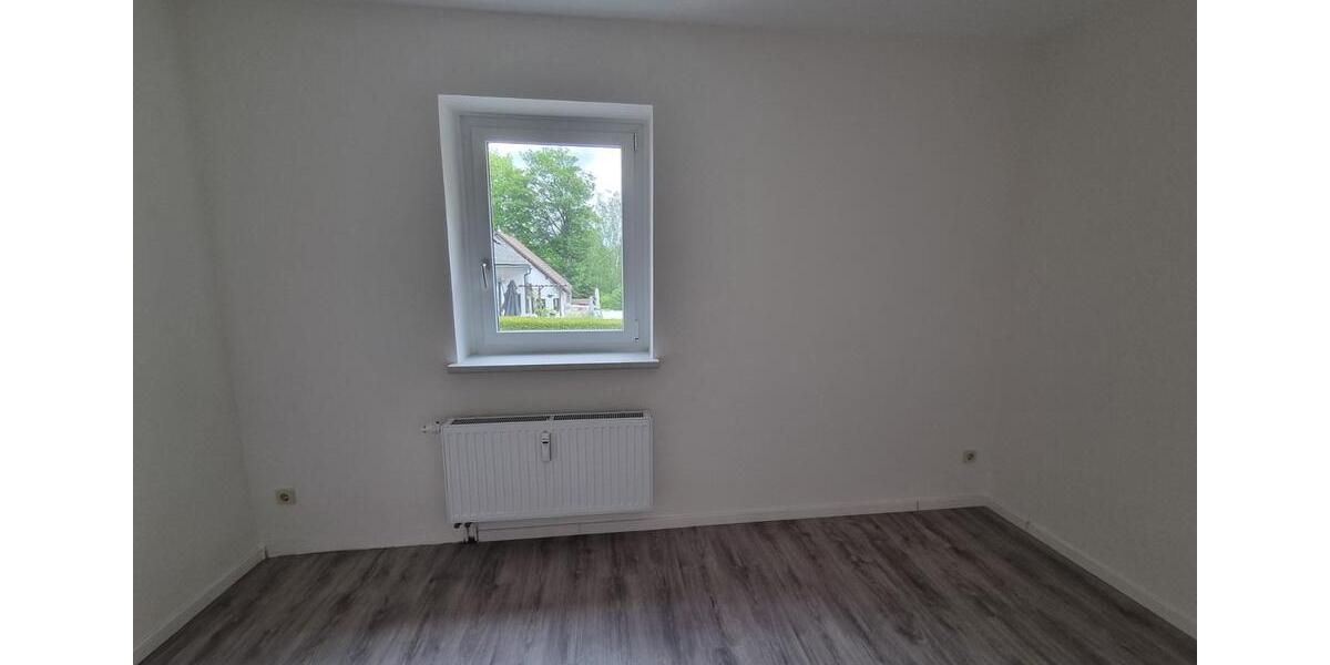 Hochparterre Zschopau - 3 Zimmer, 54 m&sup2;, 325&euro; | Angebot:26664080