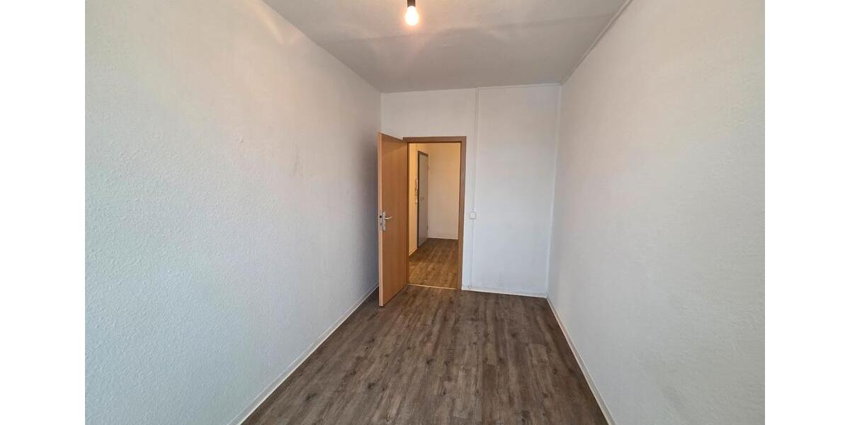 Etagenwohnung Brandenburg an der Havel Görden - 4 Zimmer, 81 m&sup2;, 758&euro; | Angebot:26266121