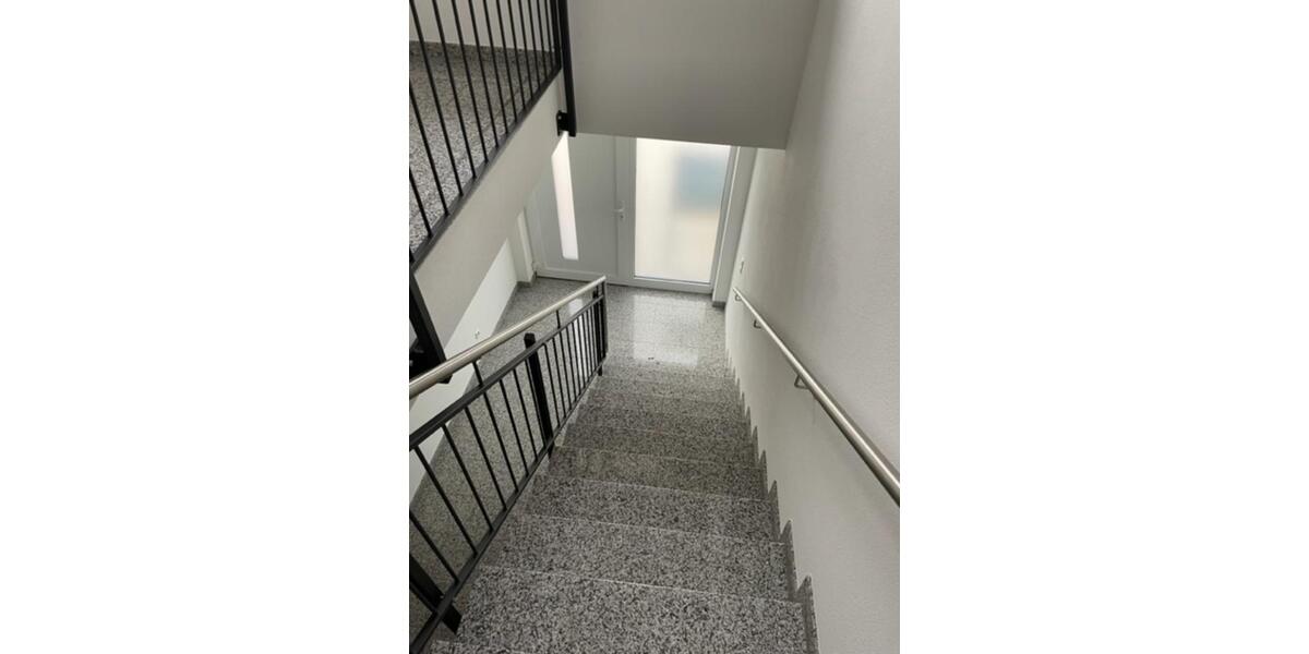 Etagenwohnung Bissingen - 4 Zimmer, 100 m&sup2;, 985&euro; | Angebot:24848497