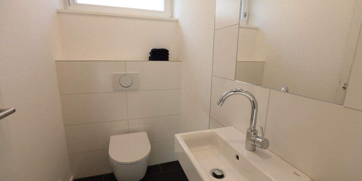 Einfamilienhaus Niederdorfelden - 7 Zimmer, 210 m&sup2;, 3.100&euro; | Angebot:24401392