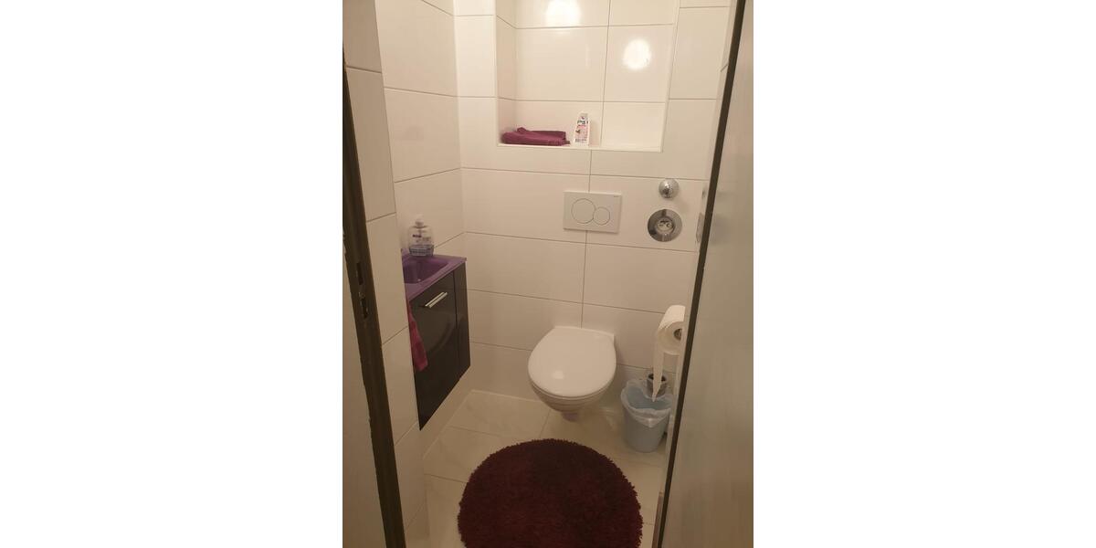 Etagenwohnung Krefeld Benrad - 4 Zimmer, 100 m&sup2;, 1.500&euro; | Angebot:25176278