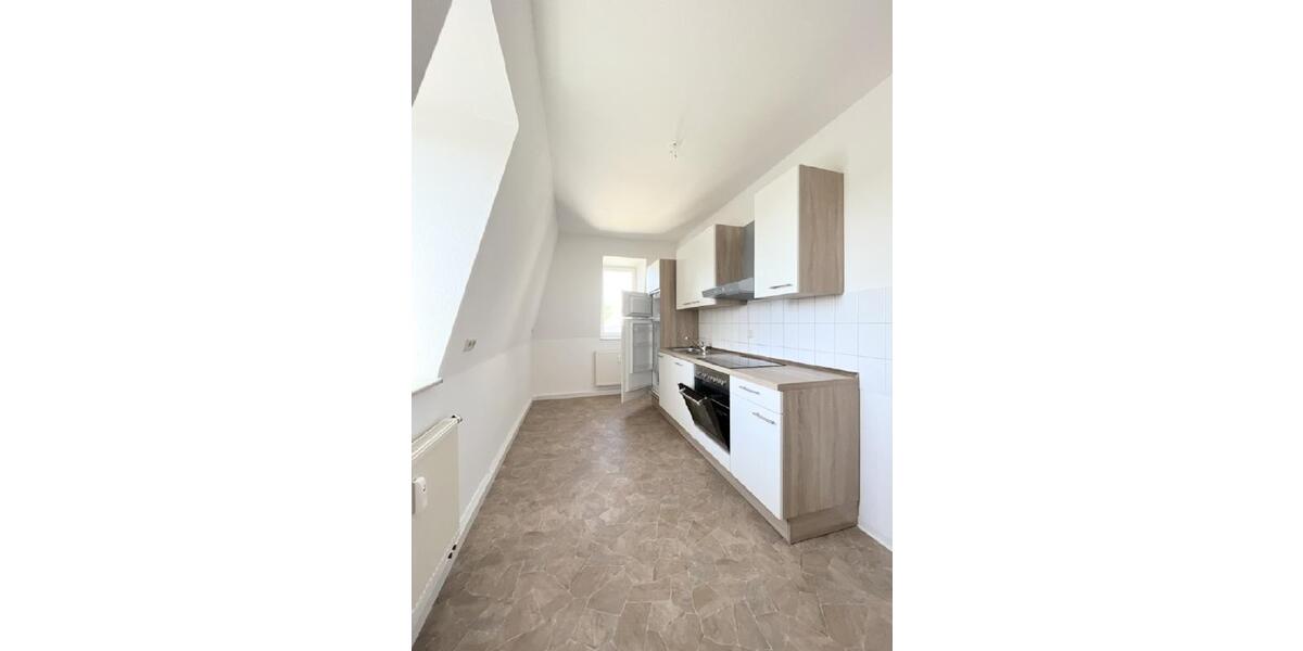 Dachgeschoßwohnung Limbach-Oberfrohna Oberfrohna - 2 Zimmer, 66 m&sup2;, 380&euro; | Angebot:24771462