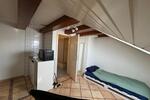 Zentral gelegene Wohnung mit 15 m² im vierten Stock zimmer