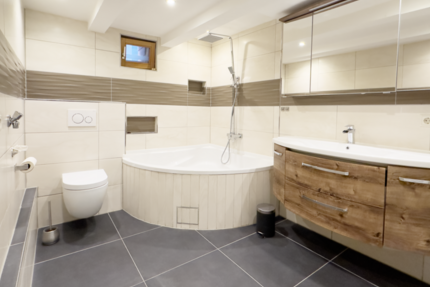 Wohnung Stuttgart-Uhlbach Uhlbach - 3.5 Zimmer, 70 m&sup2;, 1.100&euro; | Angebot:26053463