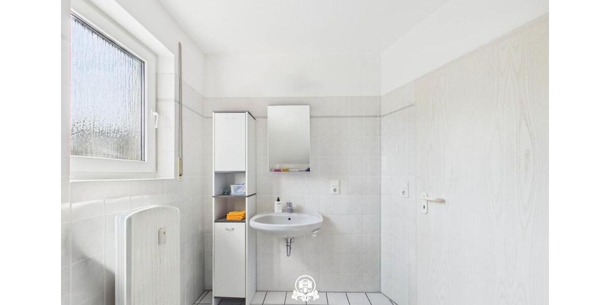 Dachgeschoßwohnung Bad Neuenahr-Ahrweiler Ahrweiler - 3 Zimmer, 104 m&sup2;, 900&euro; | Angebot:26563080