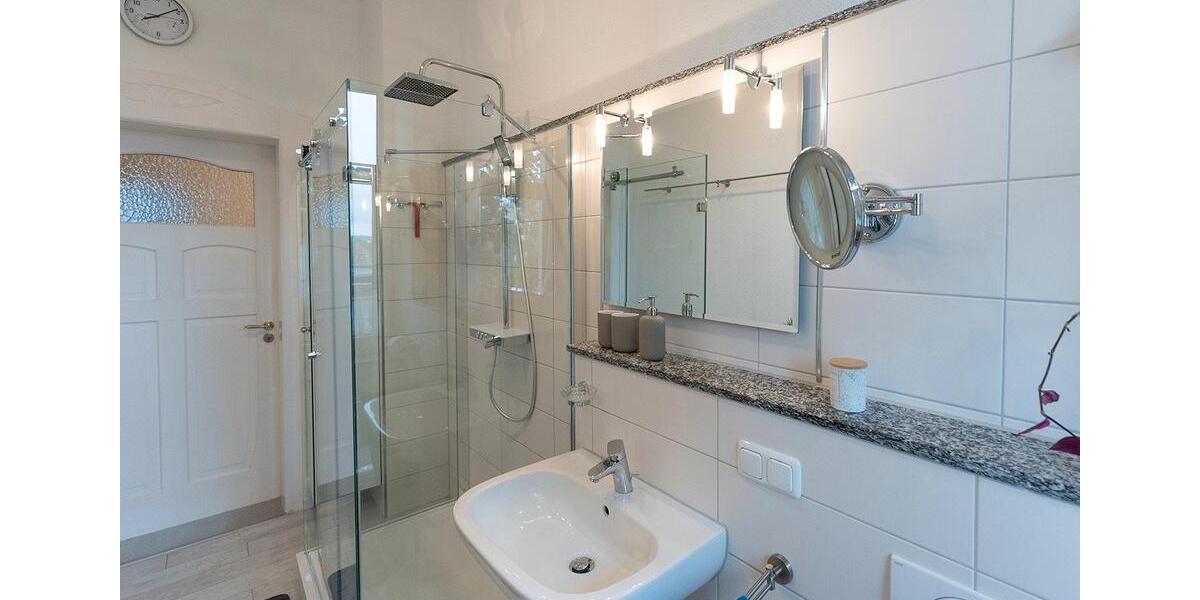 Wohnen auf Zeit Auerbach/Vogtland Vogtland - 5 Zimmer, 100 m&sup2;, 30&euro; | Angebot:26582454